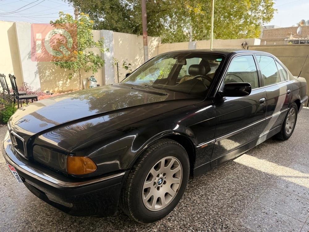 بي ام دبليو الفئة 7